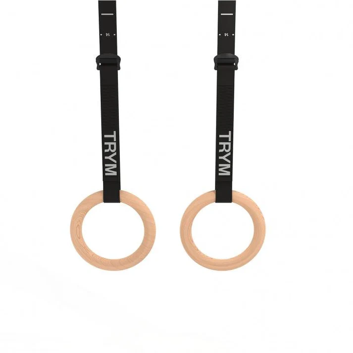 Inele de gimnastica si curele negre, Trym